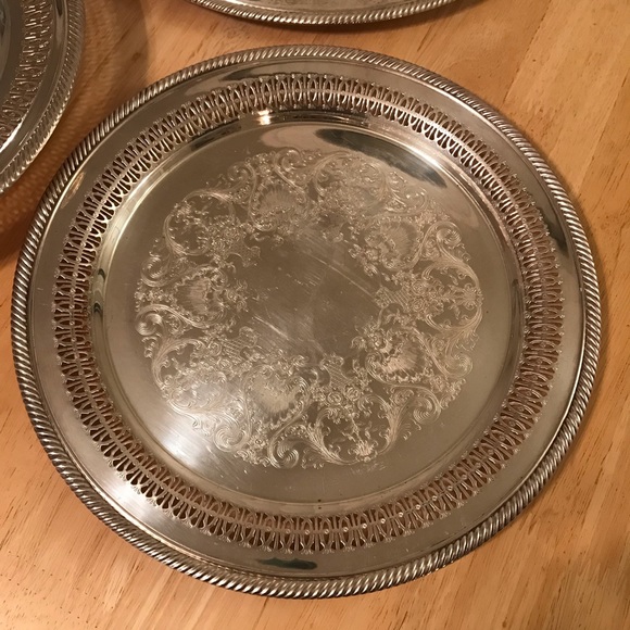 3pc “pure/fine” silver serving set includes a sml, lrg tray & matching bowl - Picture 10 of 12